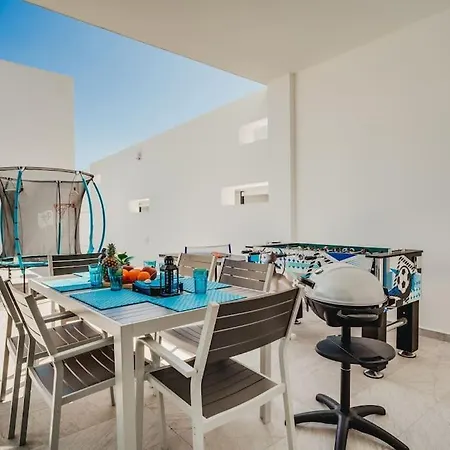 Sunnyvillas 4br New Private Pool In Pernera 빌라 *