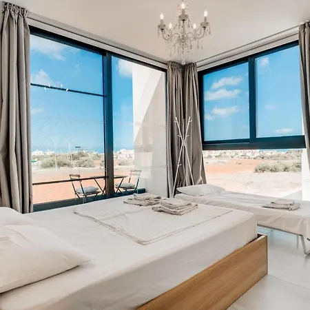 Sunnyvillas 4br New Private Pool In Pernera 빌라 프로타라스